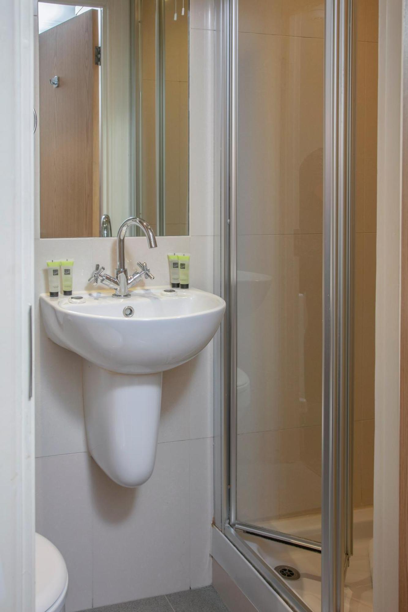 Queensway Hotel, Sure Hotel Collection By Best Western London Zimmer foto